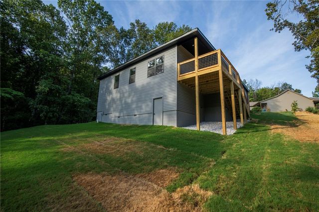 8 Epping Drive, Bella Vista, AR 72714