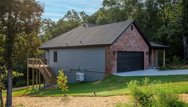 8 Epping Drive, Bella Vista, AR 72714