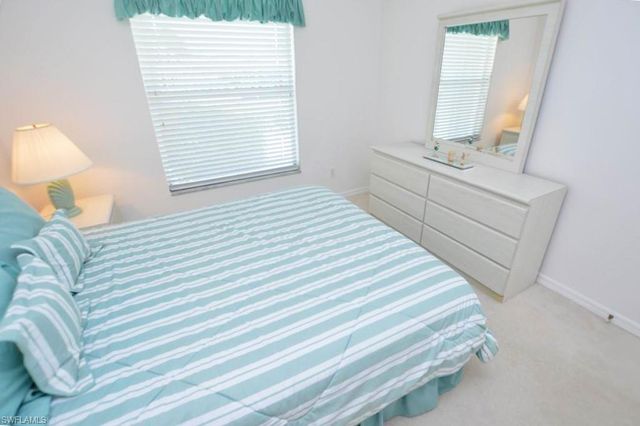 113 Wading Bird Cir Apt 102, Naples, FL 34110