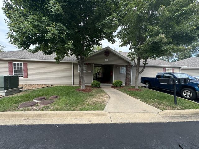108 Garden Circle 104-1, Branson, MO 65616