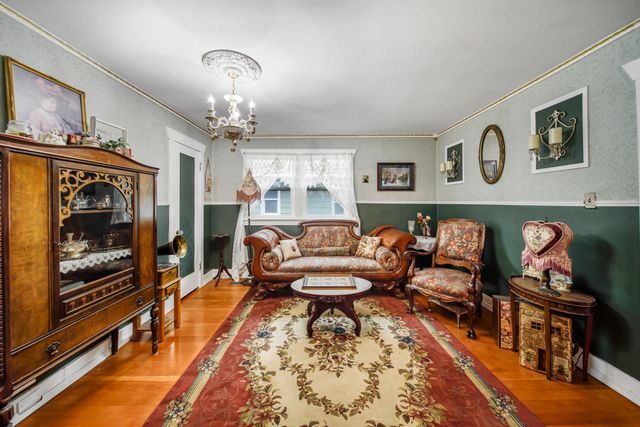 2517 E Illinois Ave, Spokane, WA 99207