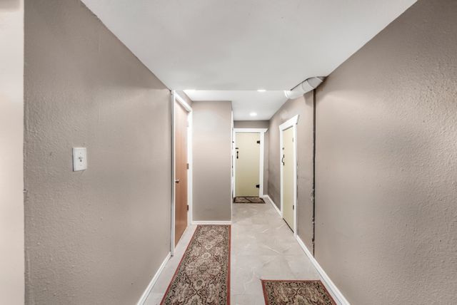 2517 E Illinois Ave, Spokane, WA 99207