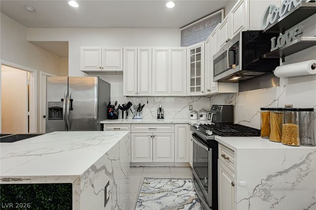 2632 Rainbow Glow Street, North Las Vegas, NV 89030