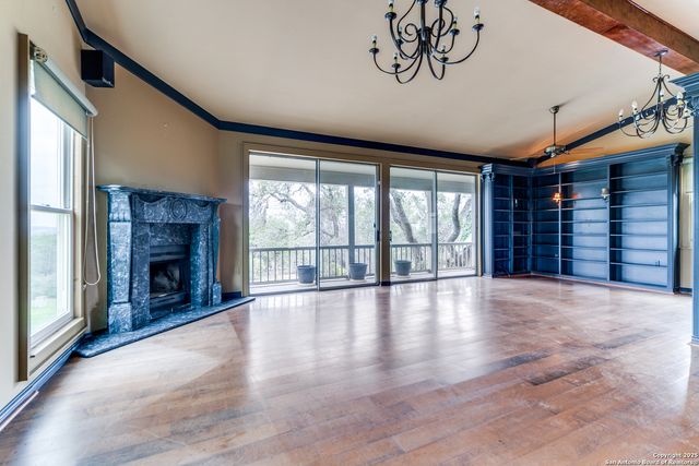 606 FM 289, Comfort, TX 78013
