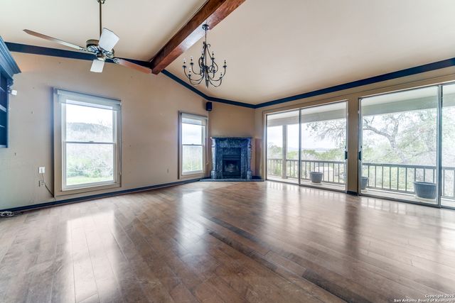 606 FM 289, Comfort, TX 78013
