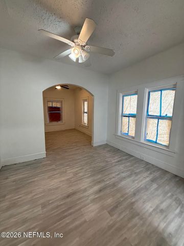 1555 W 6TH Street, Jacksonville, FL 32209