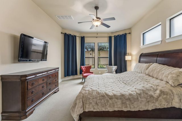 205 E Adelanta PL, Round Rock, TX 78681
