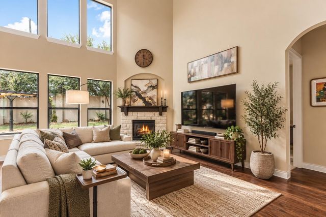 205 E Adelanta PL, Round Rock, TX 78681