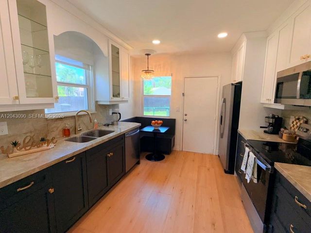 201 Flagler Dr 201, Miami Springs, FL 33166