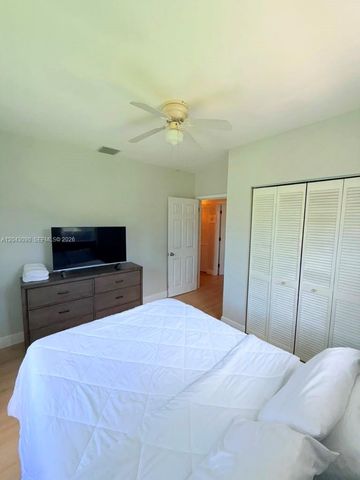 201 Flagler Dr 201, Miami Springs, FL 33166