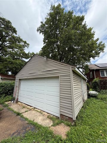 5207 Weber Road, Affton, MO 63123
