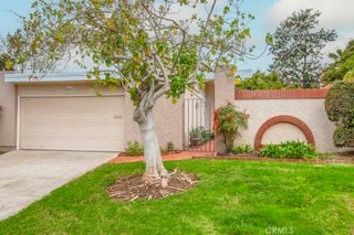 5231 Moya, Laguna Woods, CA 92637