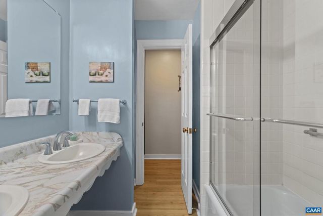 3258 W RIVER RD, Scottsville, VA 24590