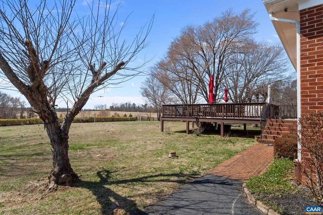 3258 W RIVER RD, Scottsville, VA 24590