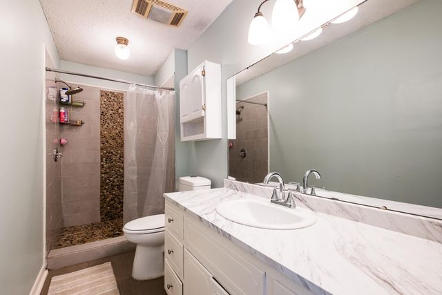 315 Oaklawn Circle, Little Rock, AR 72206