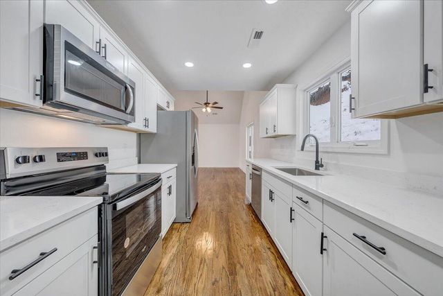 5613 Midway DR, Roanoke, VA 24018