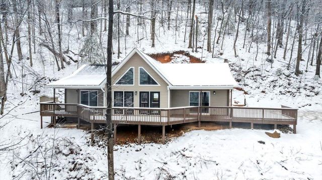5613 Midway DR, Roanoke, VA 24018