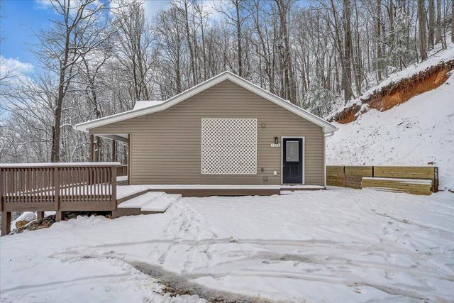 5613 Midway DR, Roanoke, VA 24018