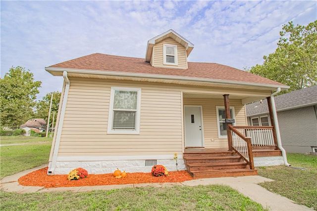 813 E 16th Street, Sedalia, MO 65301