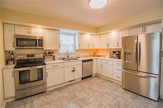 813 E 16th Street, Sedalia, MO 65301