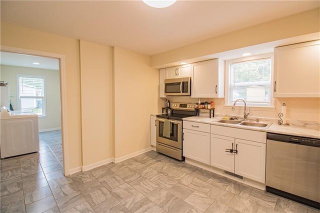 813 E 16th Street, Sedalia, MO 65301