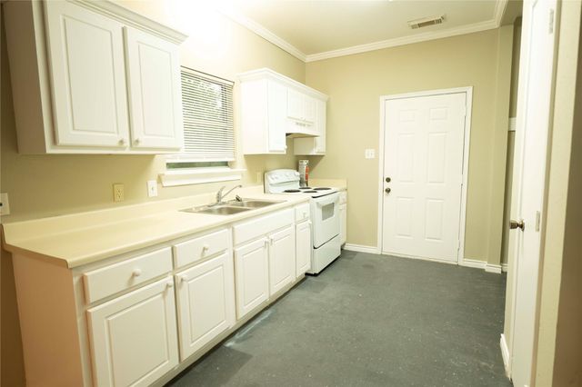 9819 Alcanterra Drive, Houston, TX 77078