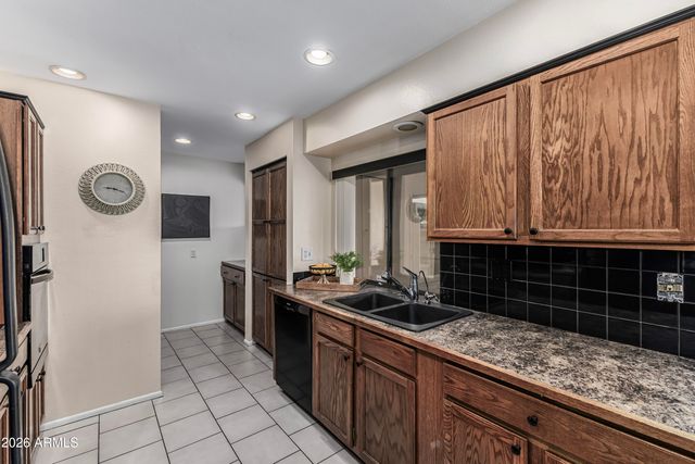 11118 W CAMEO Drive, Sun City, AZ 85351