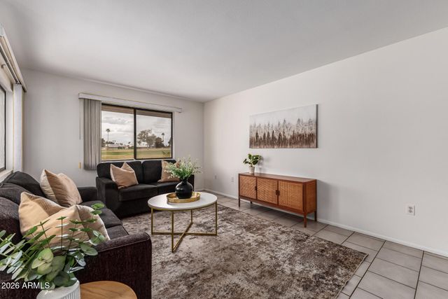 11118 W CAMEO Drive, Sun City, AZ 85351