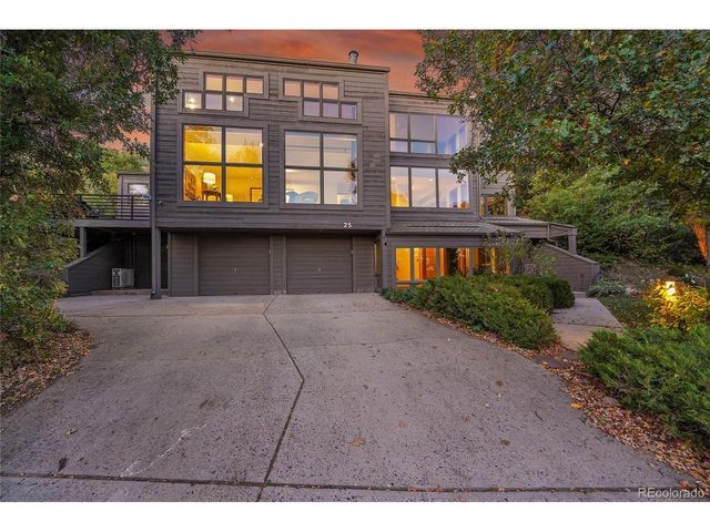 25 Oakridge Dr, Castle Rock, CO 80104