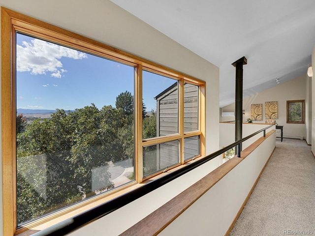 25 Oakridge Dr, Castle Rock, CO 80104