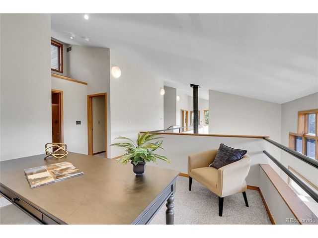 25 Oakridge Dr, Castle Rock, CO 80104