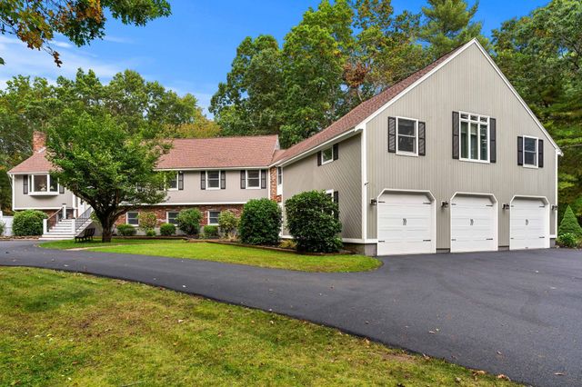 202 Lacy St, North Andover, MA 01845