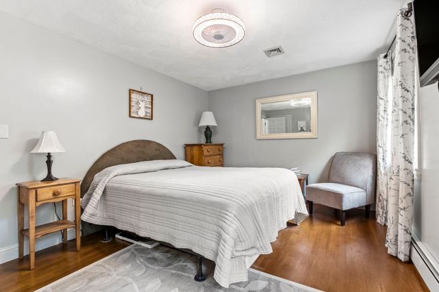 202 Lacy St, North Andover, MA 01845