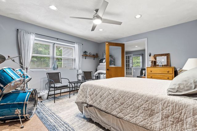 202 Lacy St, North Andover, MA 01845