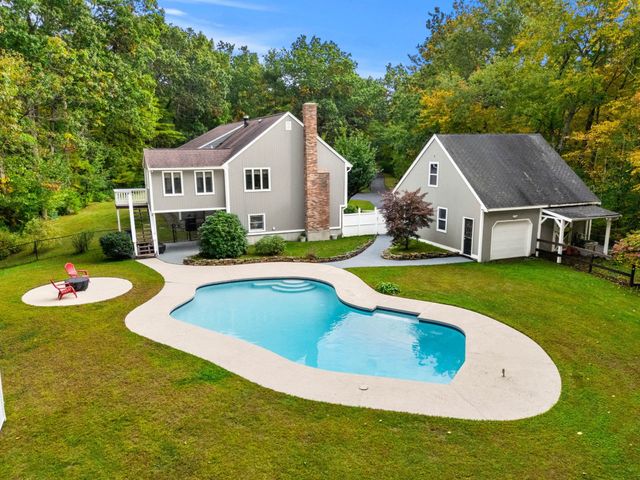 202 Lacy St, North Andover, MA 01845
