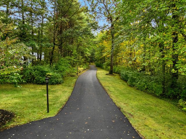 202 Lacy St, North Andover, MA 01845