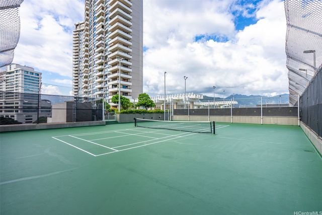 2333 Kapiolani Boulevard 1301, Honolulu, HI 96826