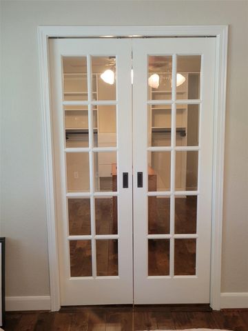 1613 S Hood Street, Alvin, TX 77511