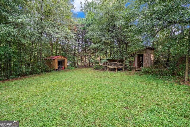 382 Freeman Drive, Maysville, GA 30558