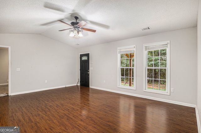 382 Freeman Drive, Maysville, GA 30558