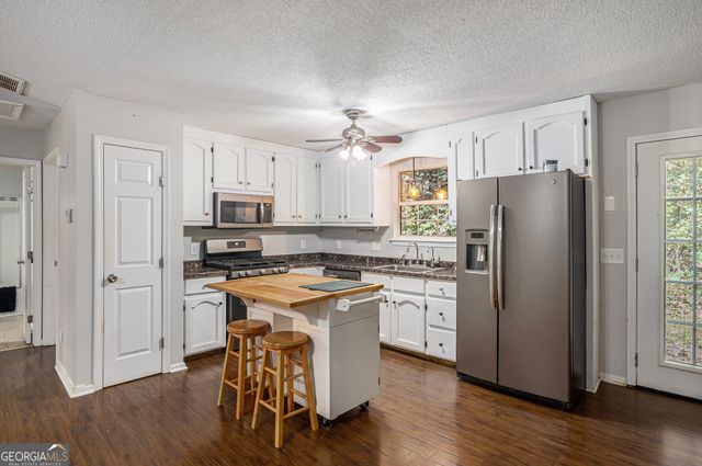 382 Freeman Drive, Maysville, GA 30558