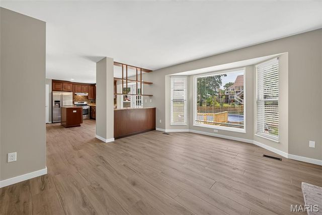 1525 Atlantic Crossing Drive, Fenton, MO 63026