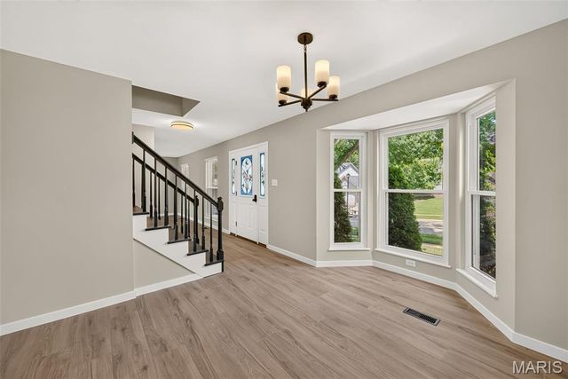 1525 Atlantic Crossing Drive, Fenton, MO 63026