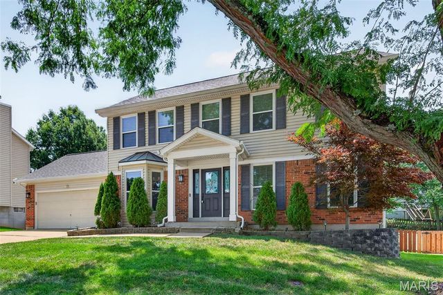 1525 Atlantic Crossing Drive, Fenton, MO 63026