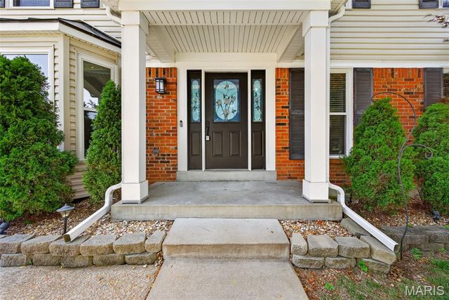 1525 Atlantic Crossing Drive, Fenton, MO 63026