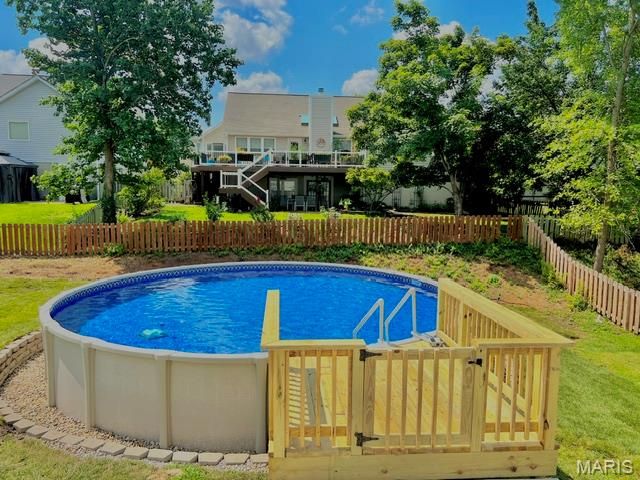 1525 Atlantic Crossing Drive, Fenton, MO 63026