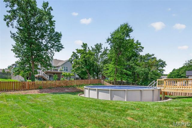 1525 Atlantic Crossing Drive, Fenton, MO 63026