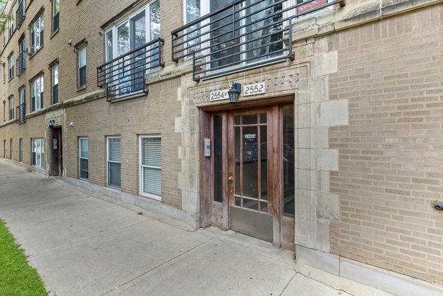 2552 W ROSEMONT Avenue 2, Chicago, IL 60659