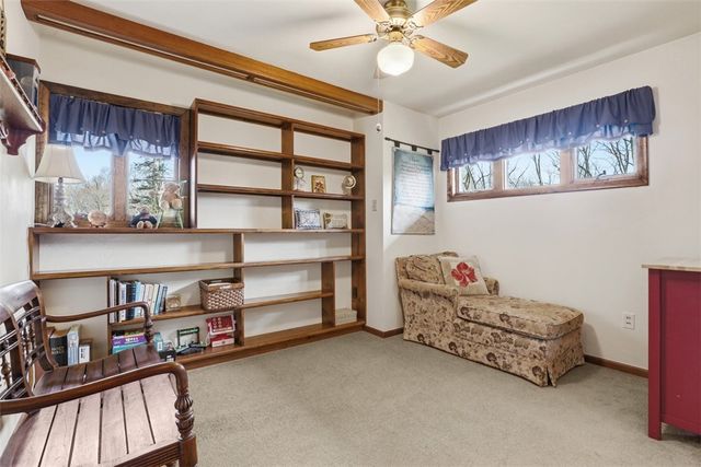 157 Broadbent Rd, Ohio Twp, PA 15143