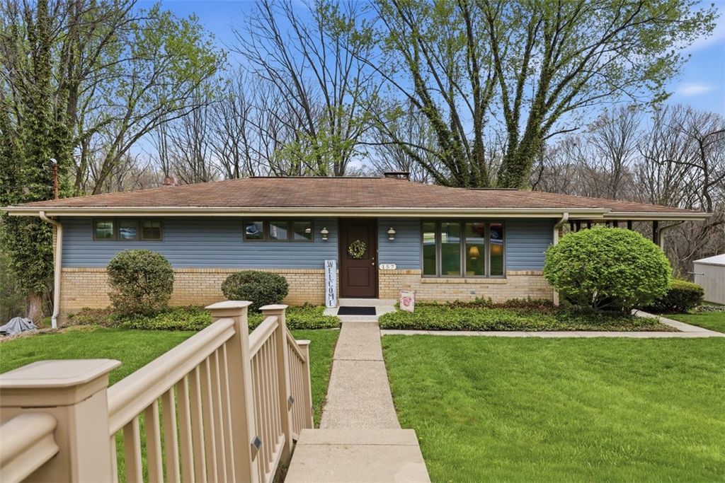 157 Broadbent Rd, Ohio Twp, PA 15143